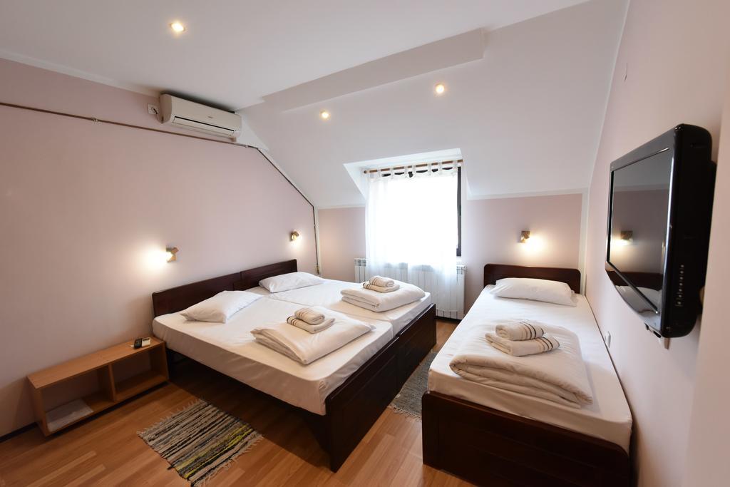 Apartments & Accommodation Stojic Novi Sad Luaran gambar