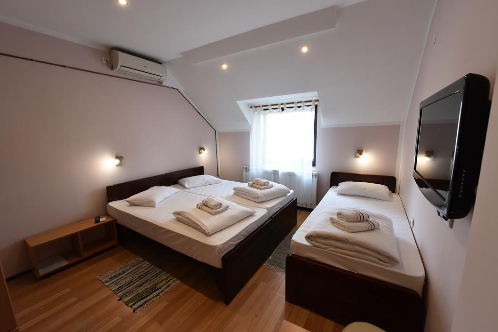 Apartments & Accommodation Stojic Novi Sad Luaran gambar